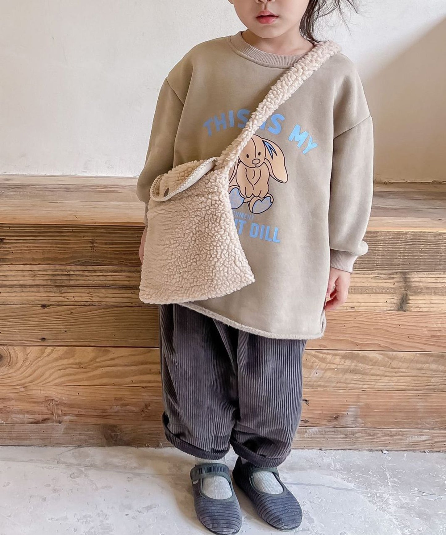 【aimoha-KIDS-】韓国子供服　モコモコショルダーバッグ
