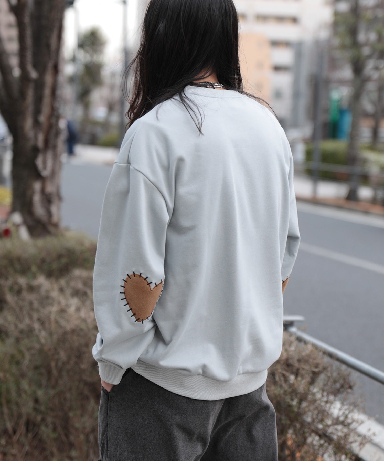 【HOOK -original- 】ハート肘パッチ刺繍スウェット