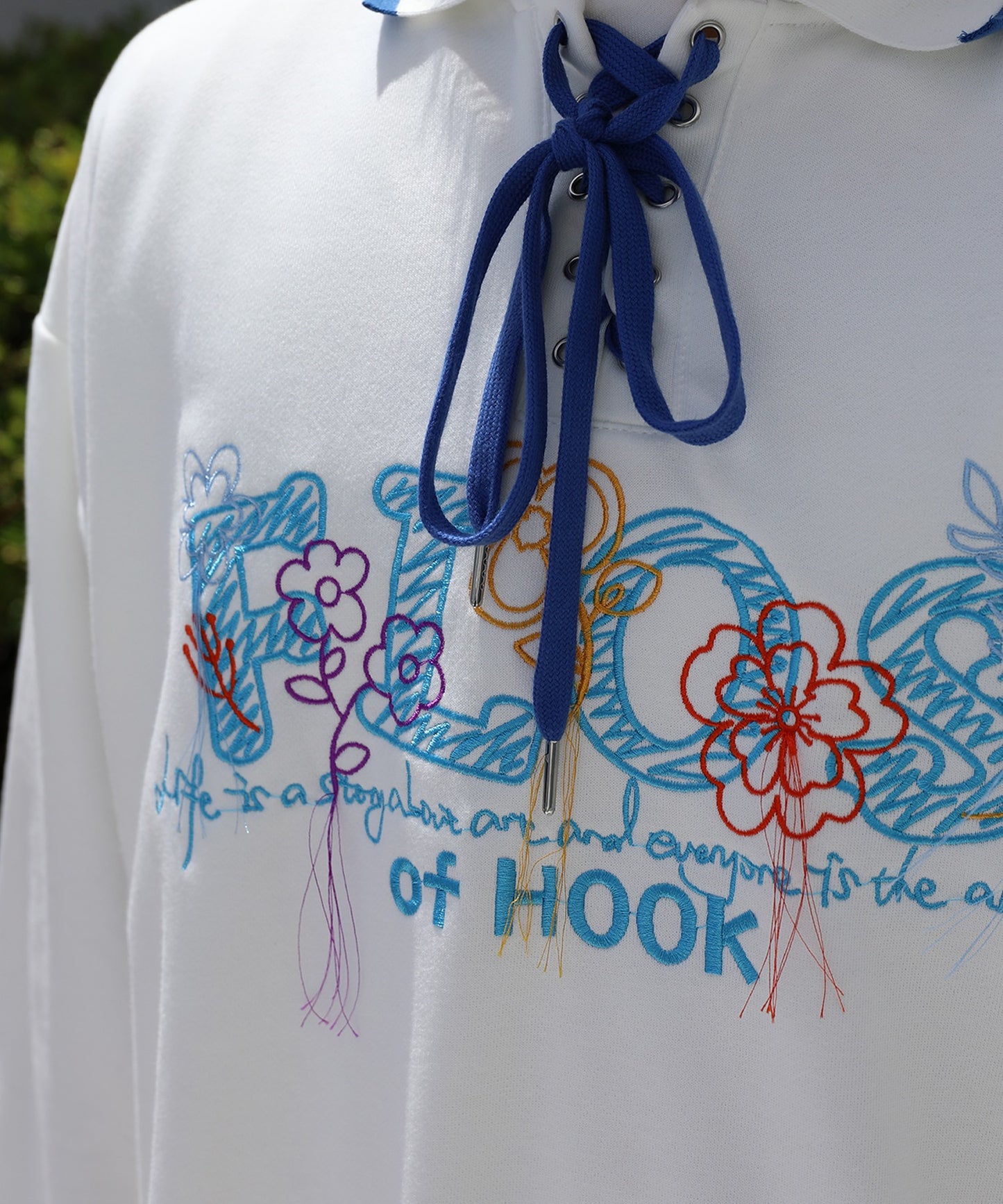 [HOOK -original-] Vintage style fringe embroidery lace-up polo collar sweatshirt