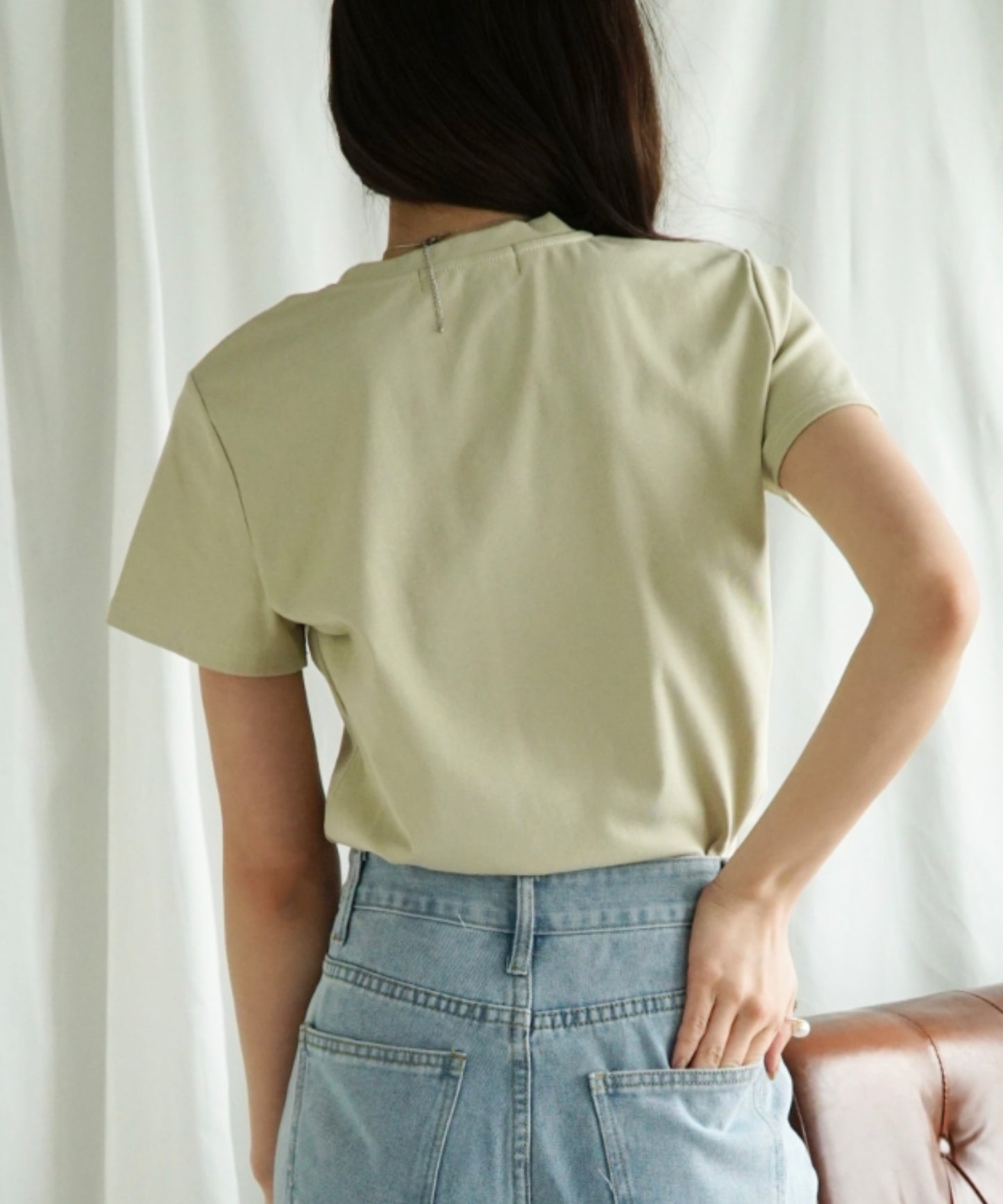 【Jasmine】リボン刺しゅう半袖Tシャツ