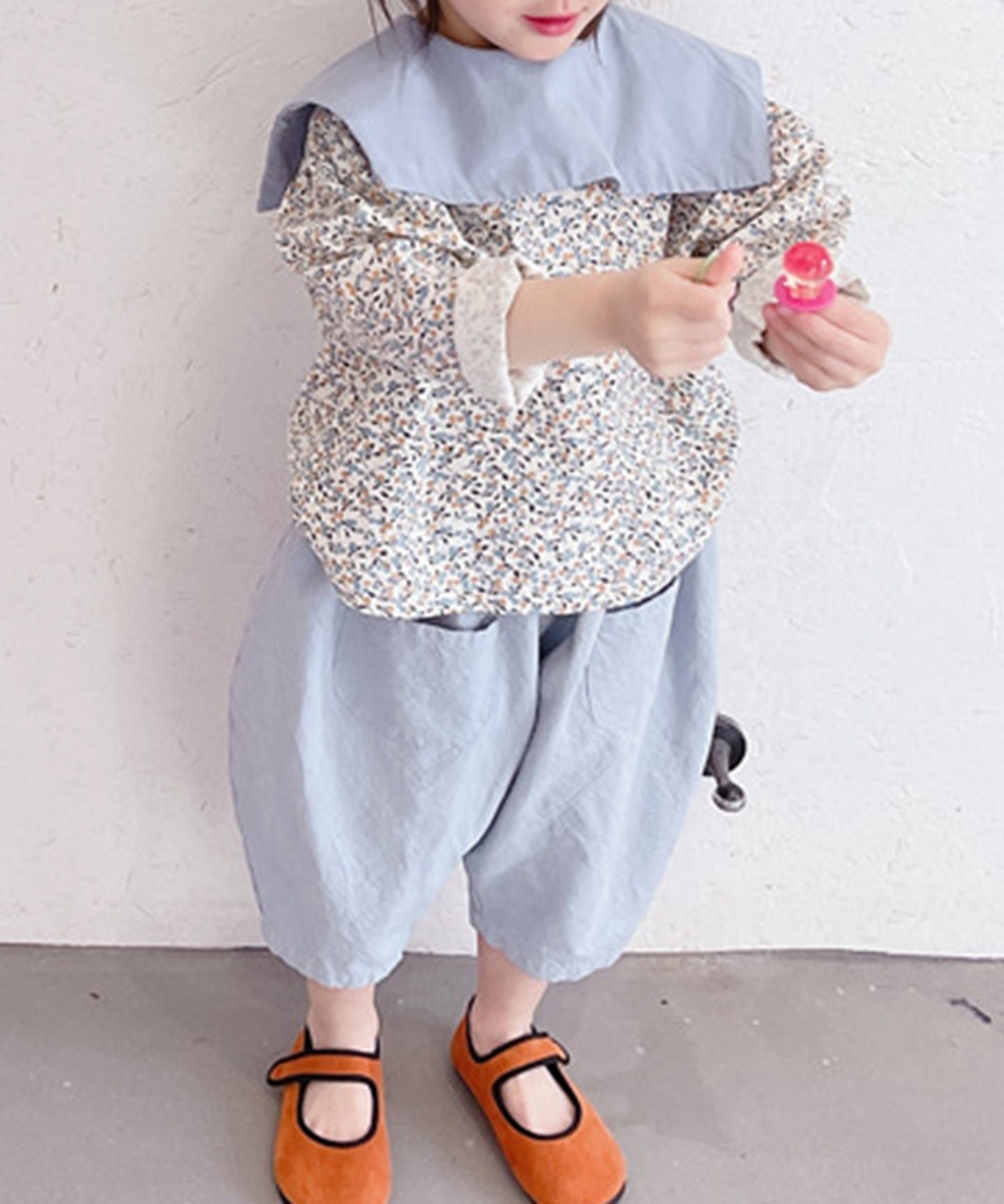 【aimoha-KIDS-】韓国子供服　かわいいガーリー風セーラーカラー小花柄ブラウス