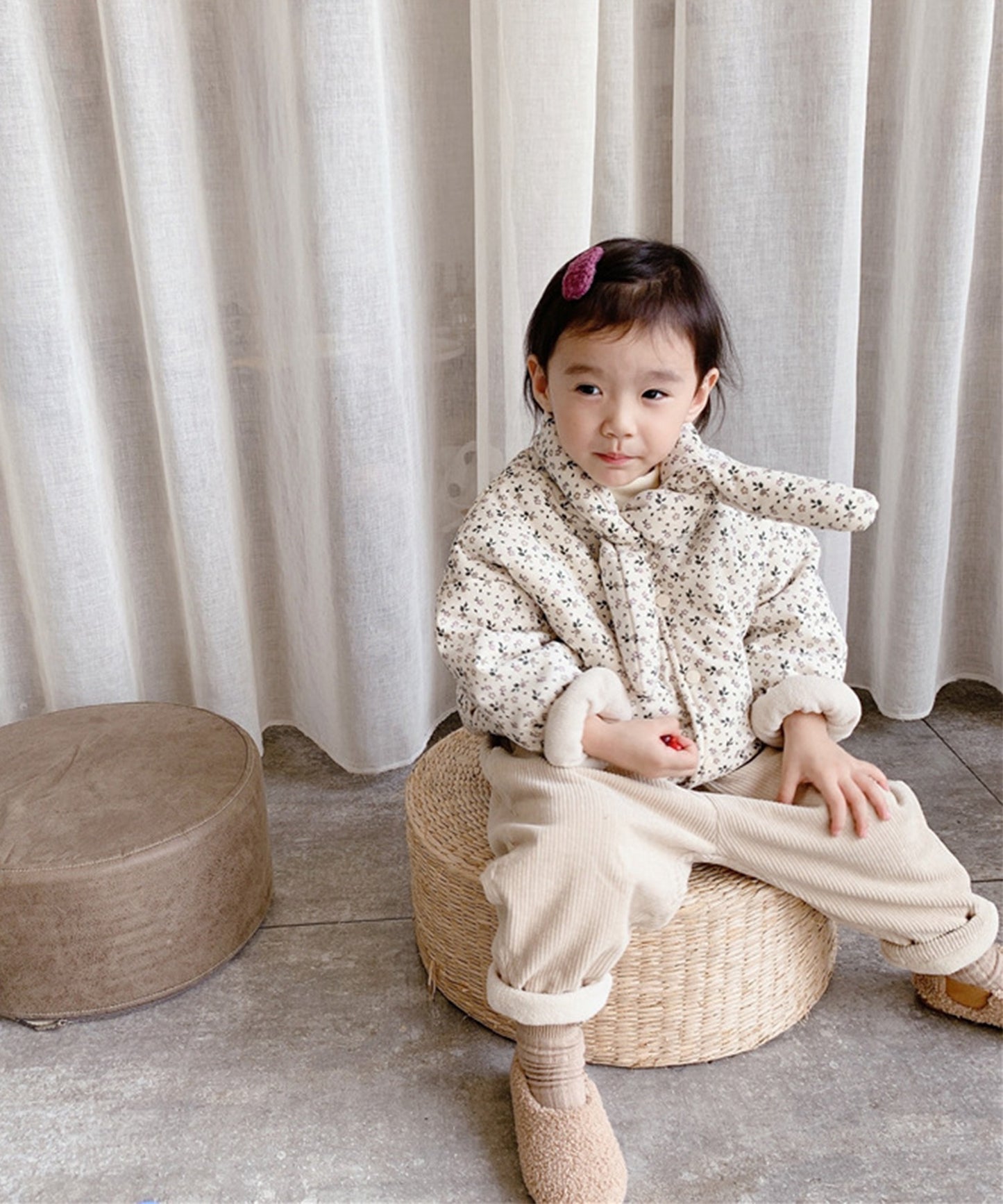 【aimoha-KIDS-】韓国子供服 マフラー付き小花柄中綿ジャケット