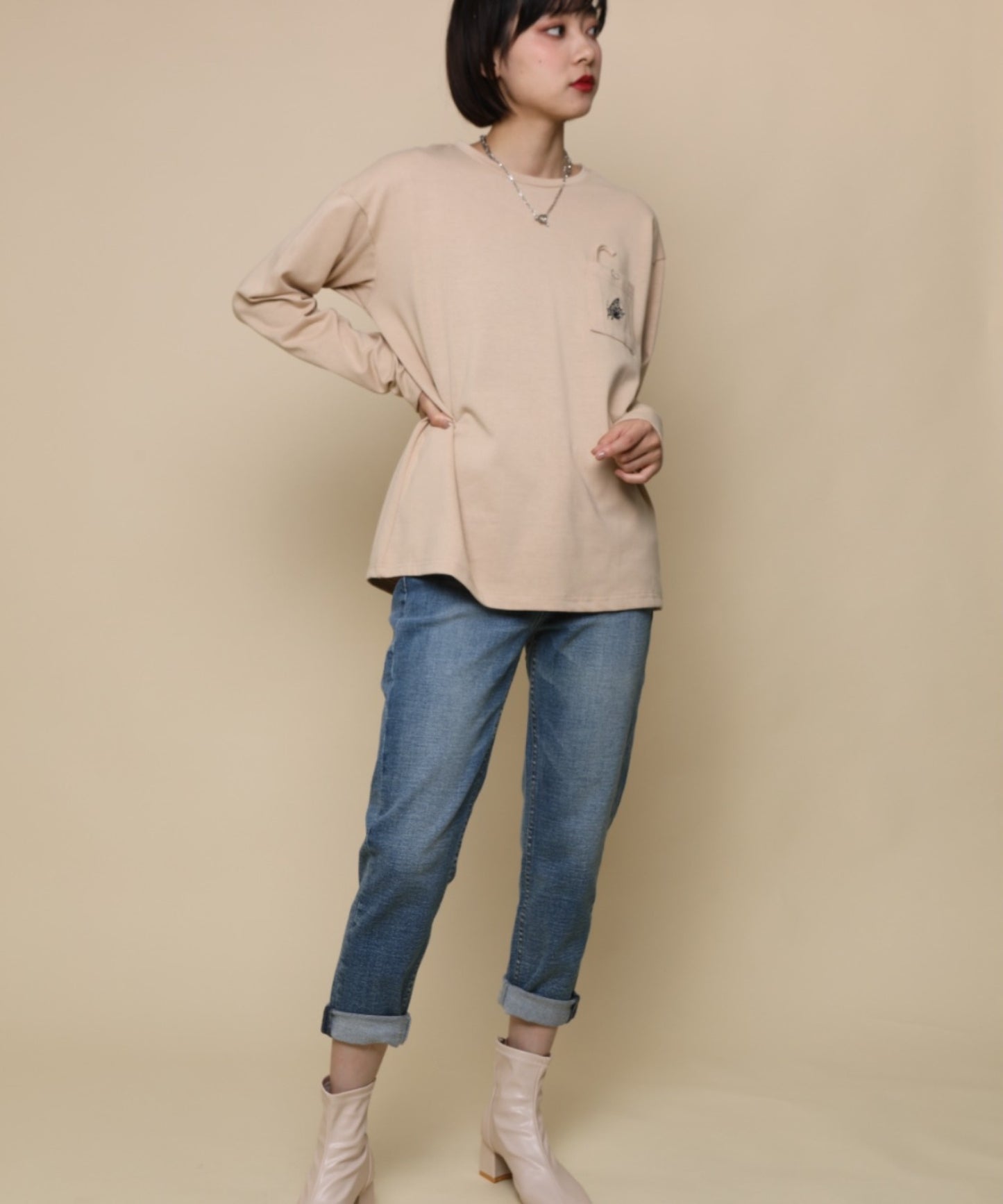 【genxder】ユニセックス オリジナル蝶々刺繍ポケットロングTシャツ