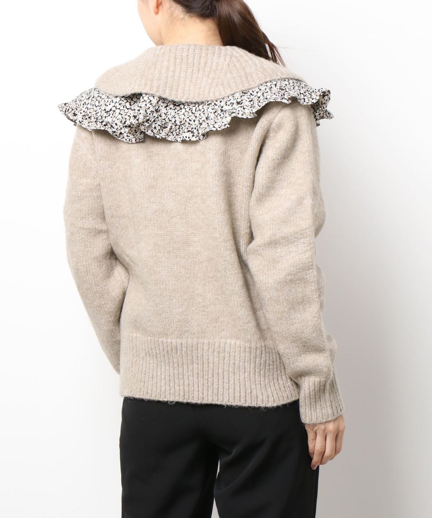 韓国風二重ビッグ襟ニットセーター